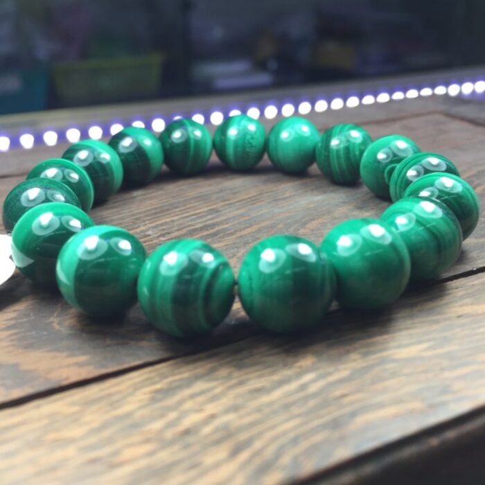 Vòng tay phong thủy đá lông công malachite (4383)